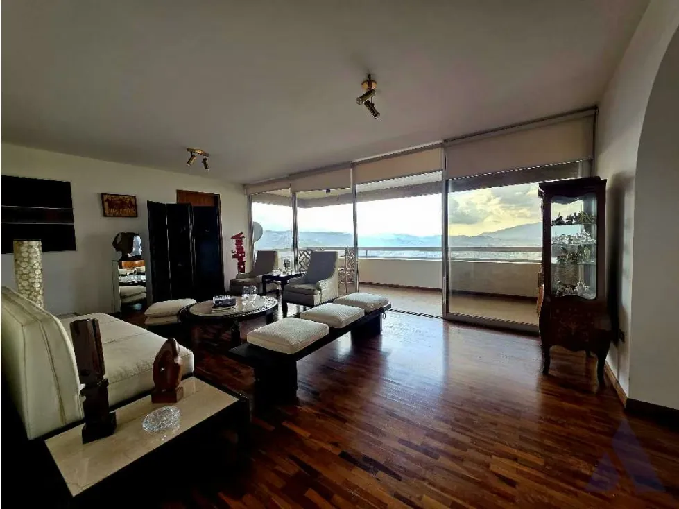 Se vende apartamento 236m2 Colinas de Santa Monica 1821 - 3