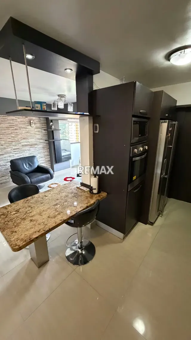 Se Vende Apartamento Urb Mañongo Cerca al CC Sambil Res Trébol Plaza - 13
