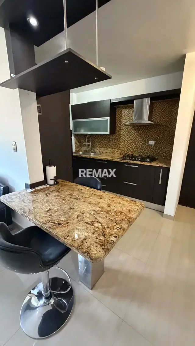 Se Vende Apartamento Urb Mañongo Cerca al CC Sambil Res Trébol Plaza - 9
