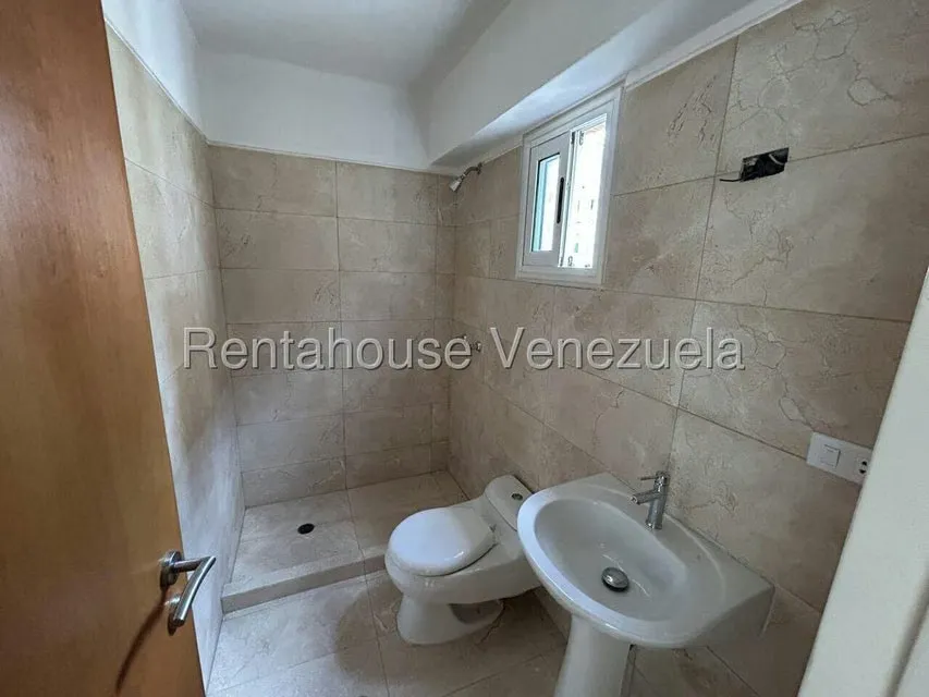 Apartamento (1 Nivel) en Venta en La Florida, Distrito Metropolitano - 15