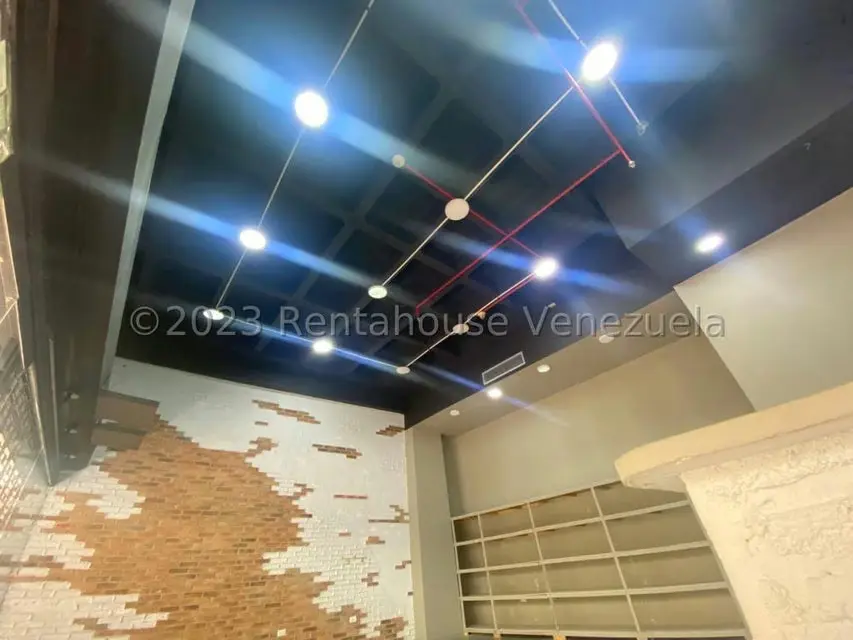 Local Comercial en Venta en Prados del Este, Distrito Metropolitano - 2