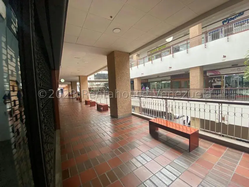 Local Comercial en Venta en Prados del Este, Distrito Metropolitano - 5
