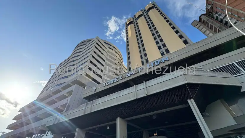 Oficina en Venta en Avenida 19 de Abril, Aragua