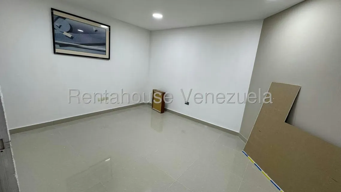 Oficina en Venta en Avenida 19 de Abril, Aragua - 14