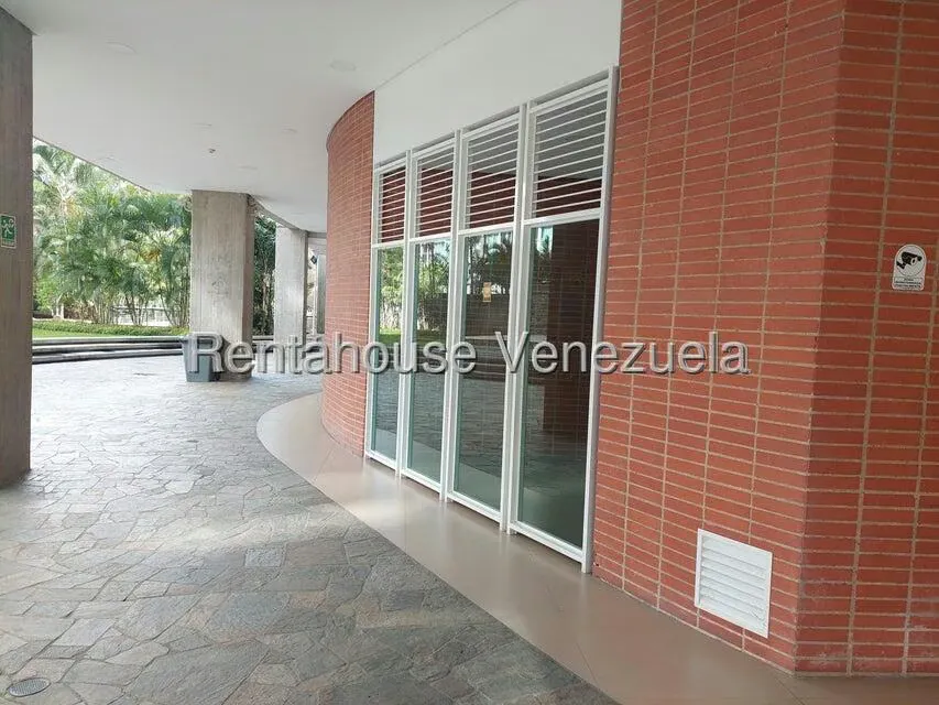Apartamento (1 Nivel) en Alquiler en San Bernardino, Distrito Metropolitano - 2