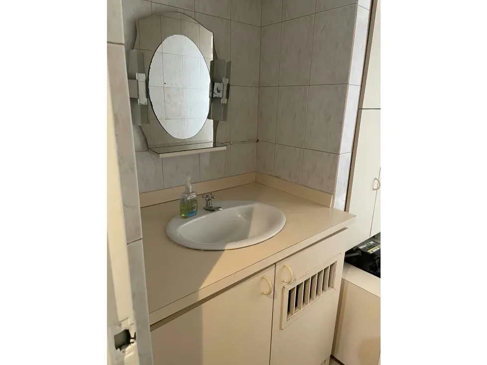 Se alquila consultorio 30m2 Altamira 2367 - 13