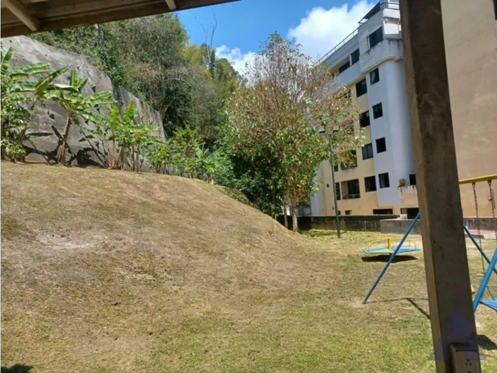 Vendo apartamento180m2 Urb. Miranda 6458 - 17