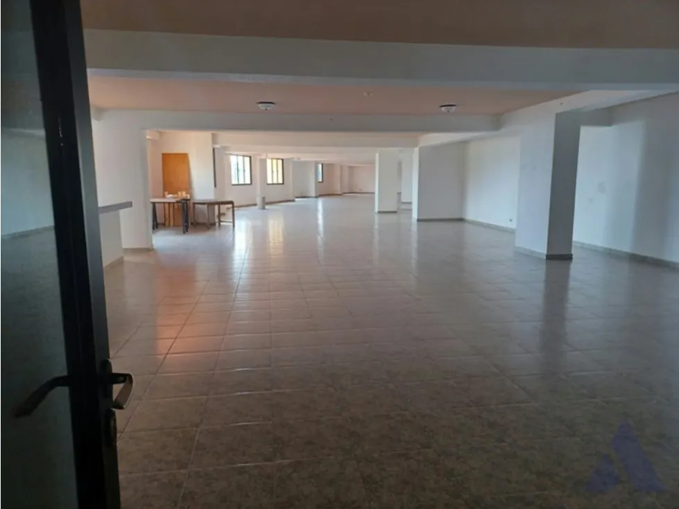 Vendo apartamento180m2 Urb. Miranda 6458 - 25