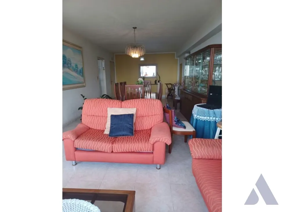 Vendo apartamento180m2 Urb. Miranda 6458 - 8