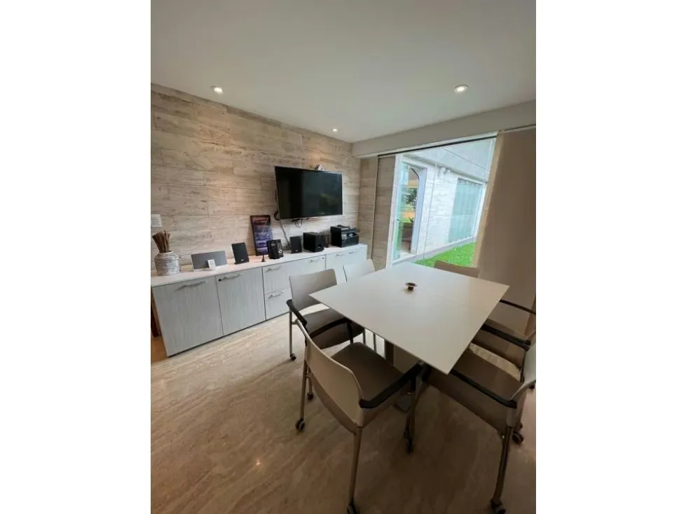 Se Vende PB 350m2 4h/6b/5p Los Palos Grandes 9177 - 7