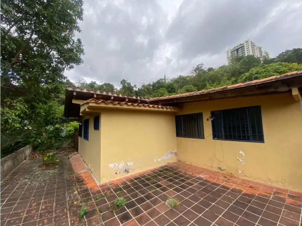 CASA EN VENTA LA LAGUNITA 1250MTS T