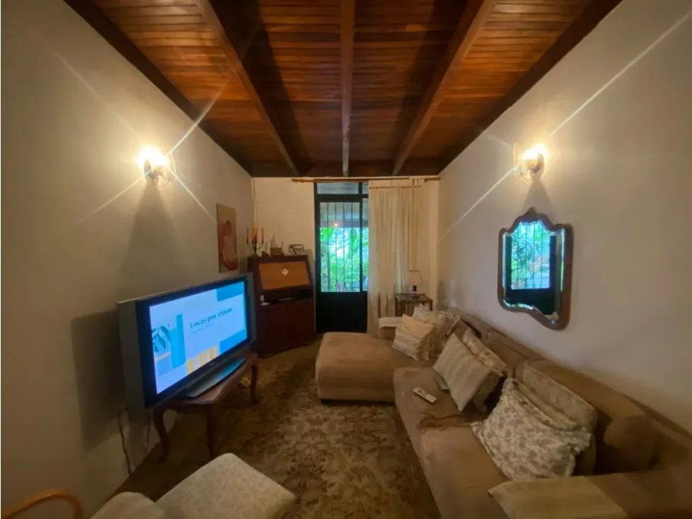 CASA EN VENTA LA LAGUNITA 1250MTS T - 17