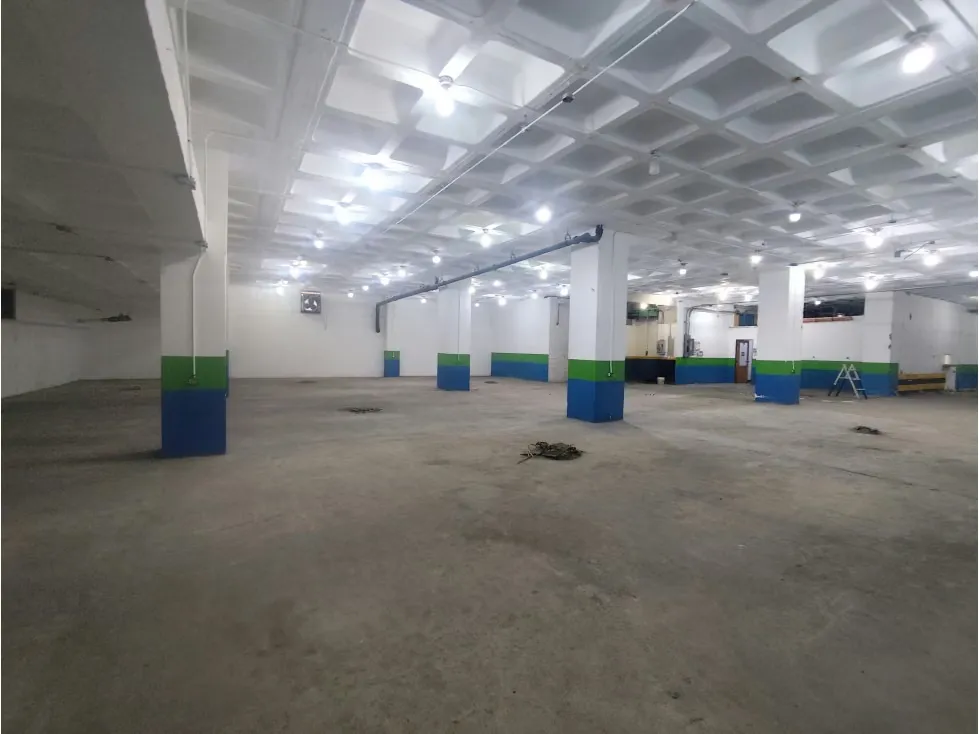 Se alquila planta industrial/depósito 1000m2 Boleíta Norte 3514 - 7