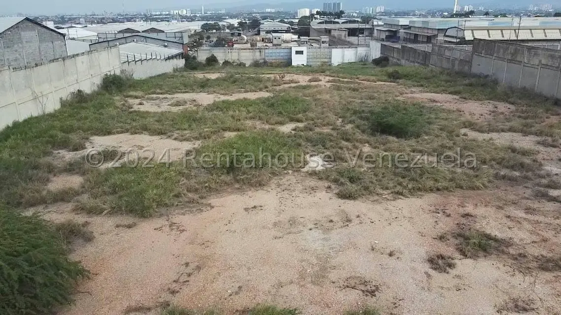 Terreno (Comercial) en Venta en Zona Industrial 2, Lara - 21