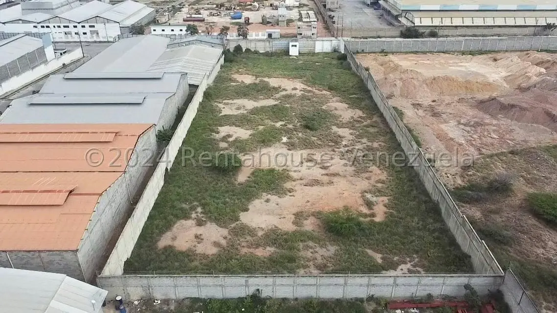 Terreno (Comercial) en Venta en Zona Industrial 2, Lara - 3