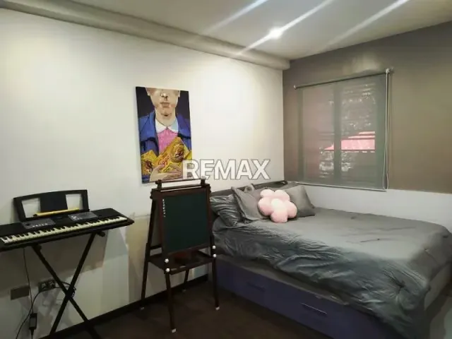 CASA EN VENTA - URB. CAICAGUANA - 15