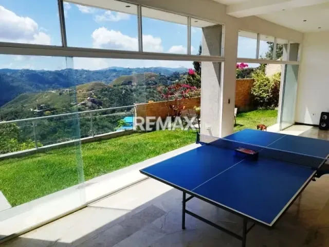 CASA EN VENTA - URB. CAICAGUANA - 6