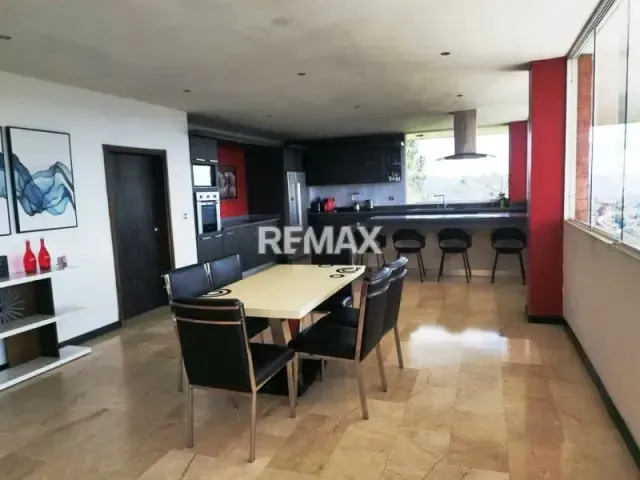 CASA EN VENTA - URB. CAICAGUANA - 8