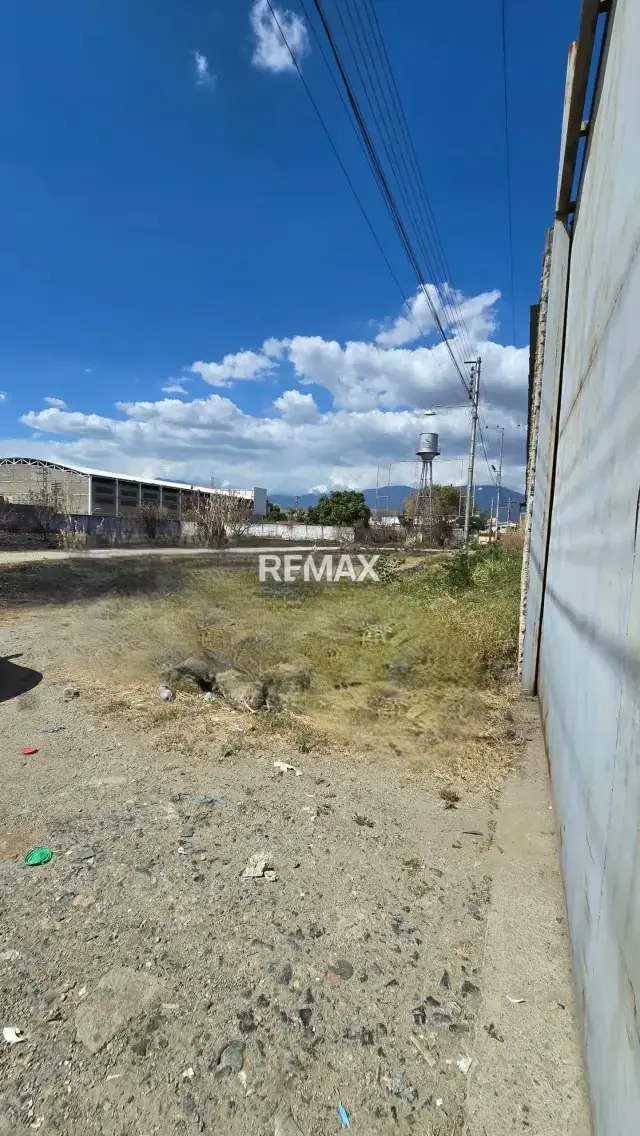 Terreno en Venta Av. Aragua