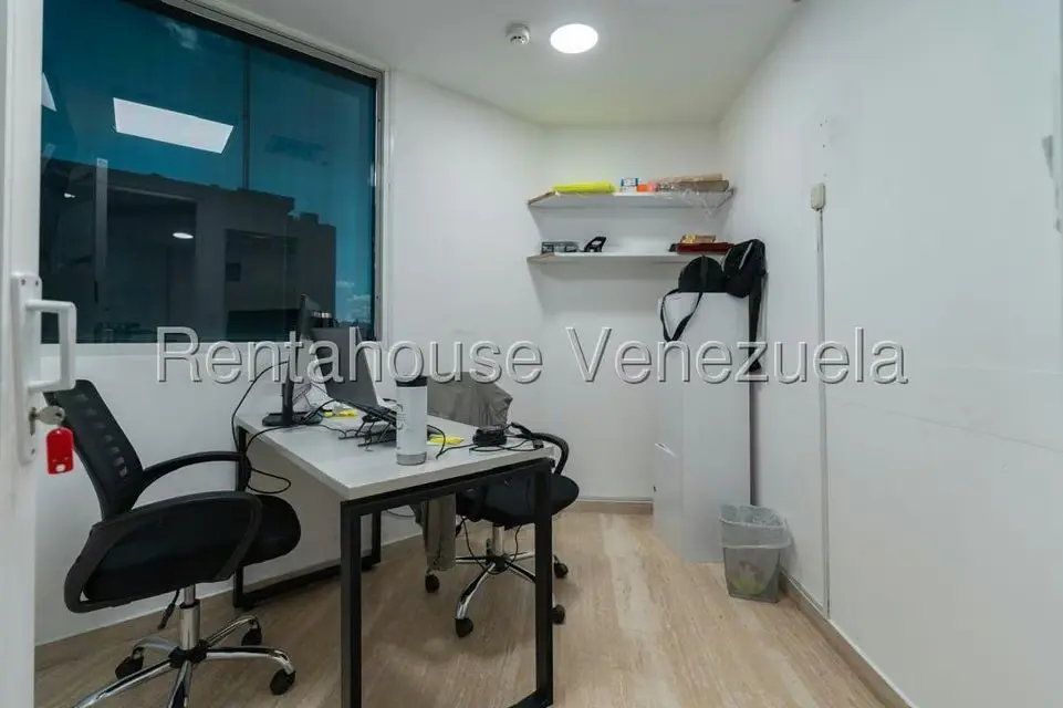 Oficina en Alquiler en El Rosal, Distrito Metropolitano - 14