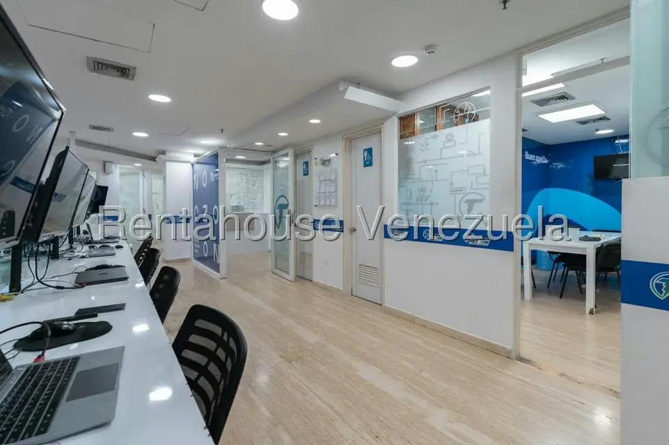 Oficina en Alquiler en El Rosal, Distrito Metropolitano - 19