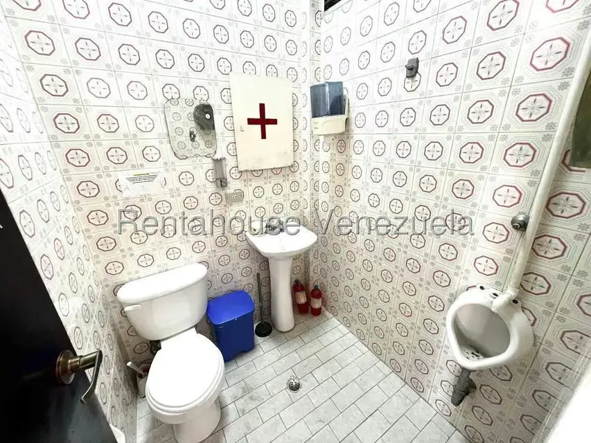 Local Comercial en Alquiler en Zona Industrial 1, Lara - 11