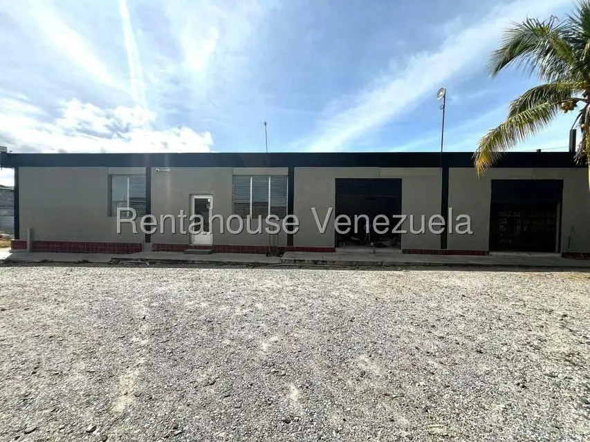 Local Comercial en Alquiler en Zona Industrial 1, Lara - 2
