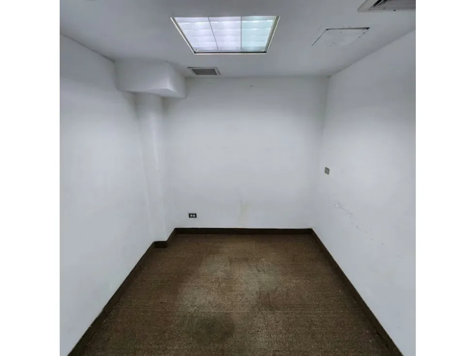 Se Alquila Oficina 7m² CCCT - 4