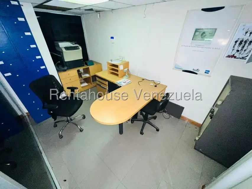 Oficina en Venta en Zona Centro, Aragua - 17