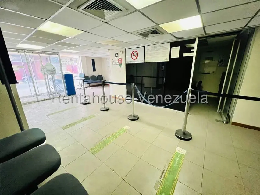Oficina en Venta en Zona Centro, Aragua - 2