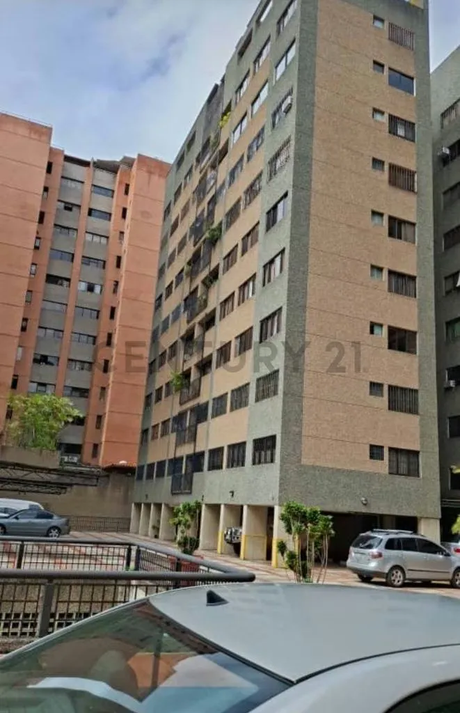 ESPECTACULAR PENT HOUSE DUPLEX CON TERRAZA PANORAMICA EN LA TAHONA
