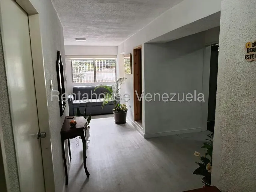 Apartamento (1 Nivel) en Venta en Santa Monica, Distrito Metropolitano - 21