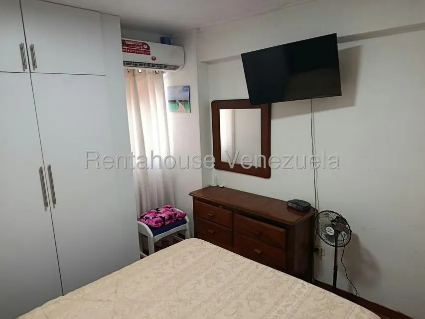Apartamento (1 Nivel) en Venta en Santa Monica, Distrito Metropolitano - 25