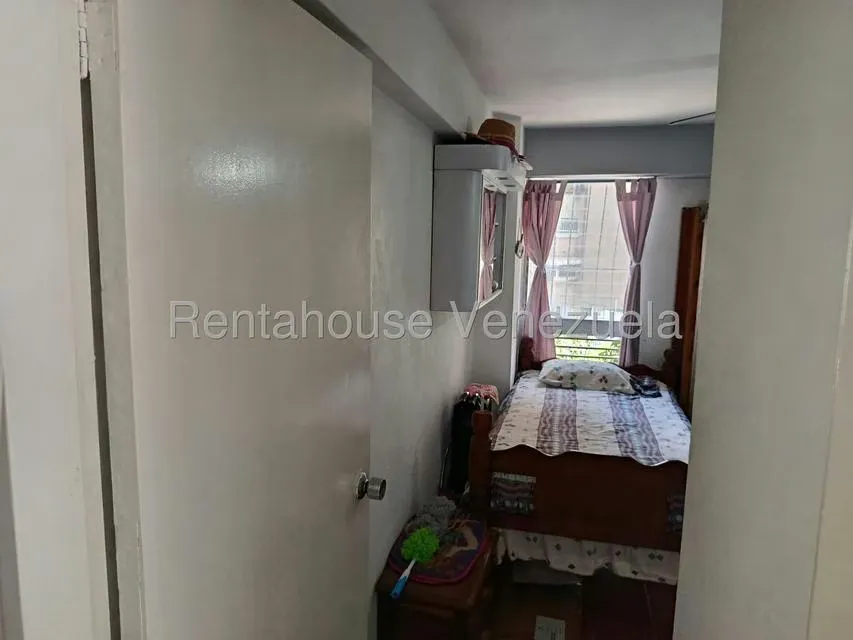 Apartamento (1 Nivel) en Venta en Santa Monica, Distrito Metropolitano - 27