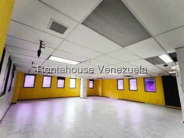 Oficina en Alquiler en La Urbina, Distrito Metropolitano - 18