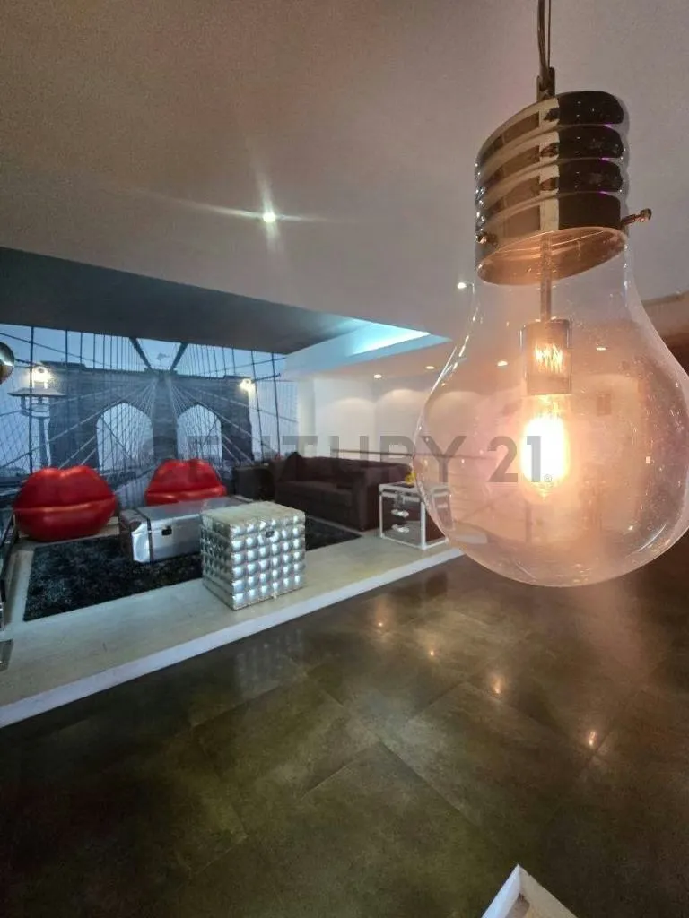 Apartamento Triplex en Venta en Urbanización Miranda - 26
