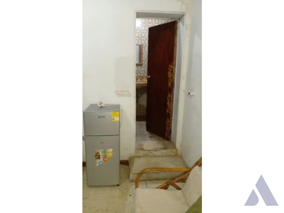 Se alquila habitación tipo estudio 35m2 Los Rosales 4206 - 4