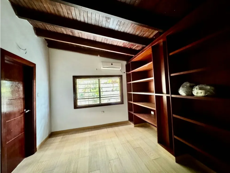 Se vende casa 400m2 3h+s/5b/6p + anexo Oripoto - 20