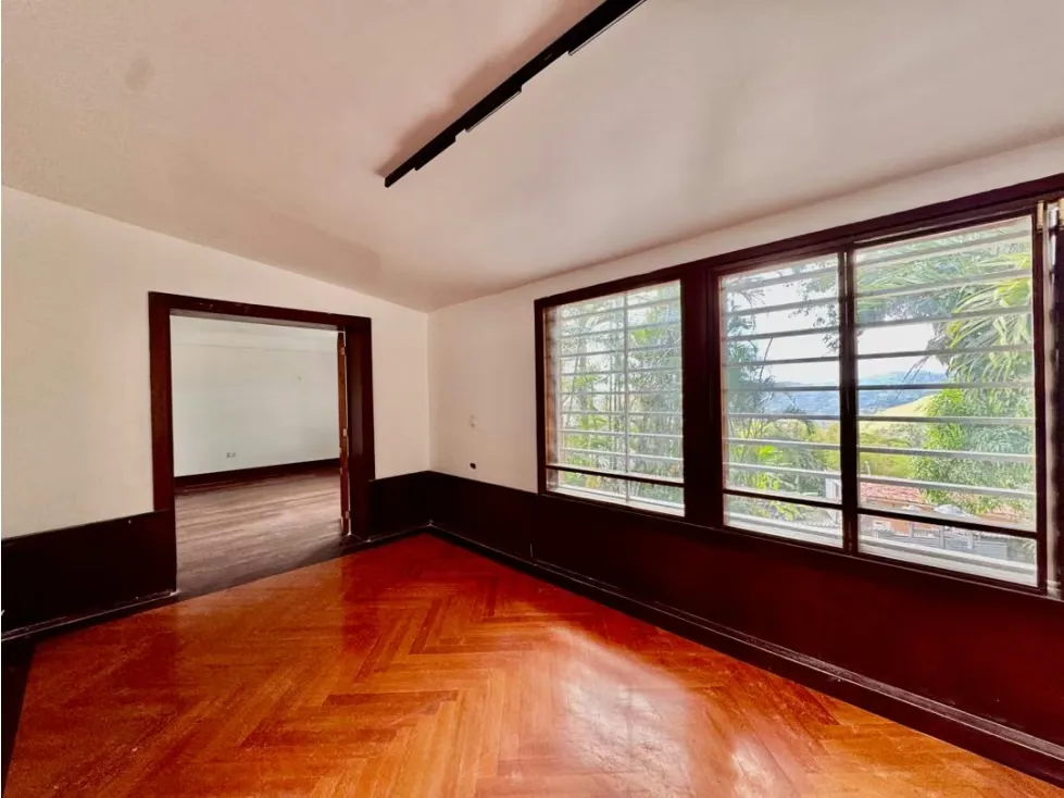 Se vende casa 400m2 3h+s/5b/6p + anexo Oripoto - 4