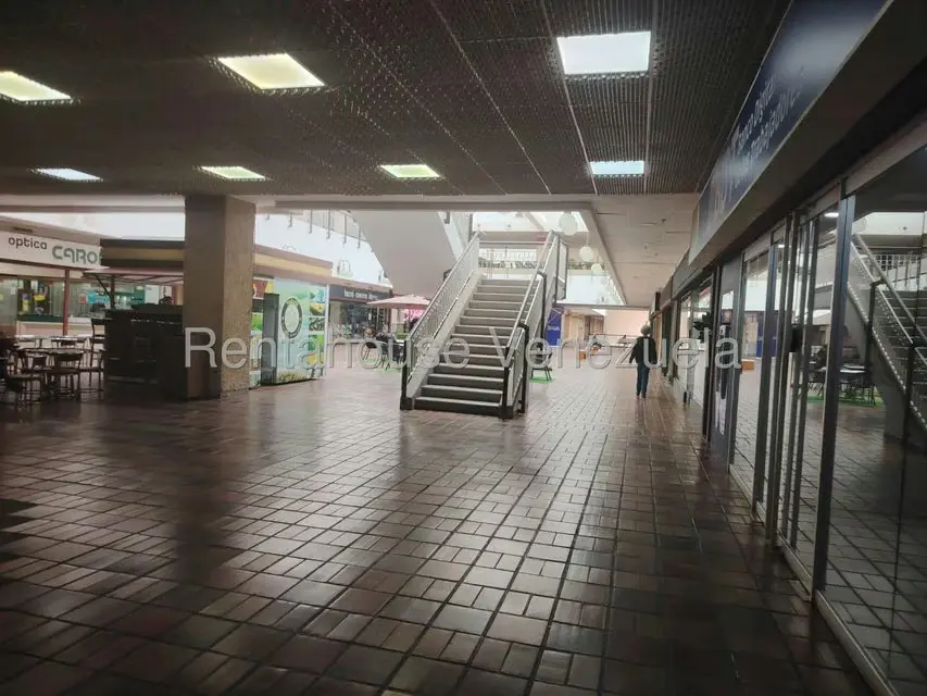 Comercio en Venta en Prados del Este, Distrito Metropolitano - 14