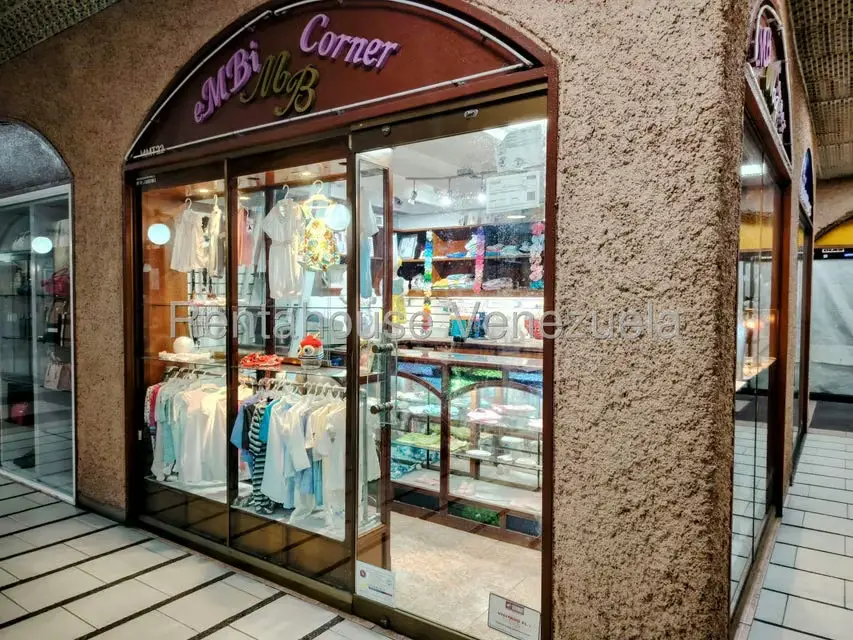 Comercio en Venta en Prados del Este, Distrito Metropolitano - 3