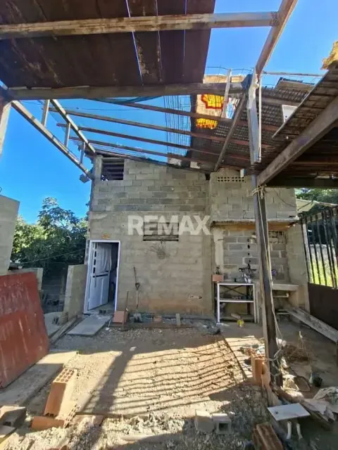En venta parcela con bienhechurías ubicada en agua viva - 4