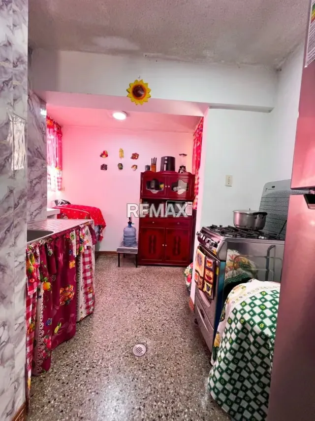 Apartamento en venta en la Urbanización San Francisco, Avenida 40 - 7