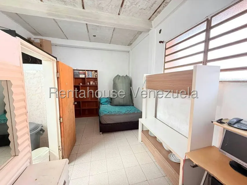 Casa (1 Nivel) en Venta en Centro, Lara - 27