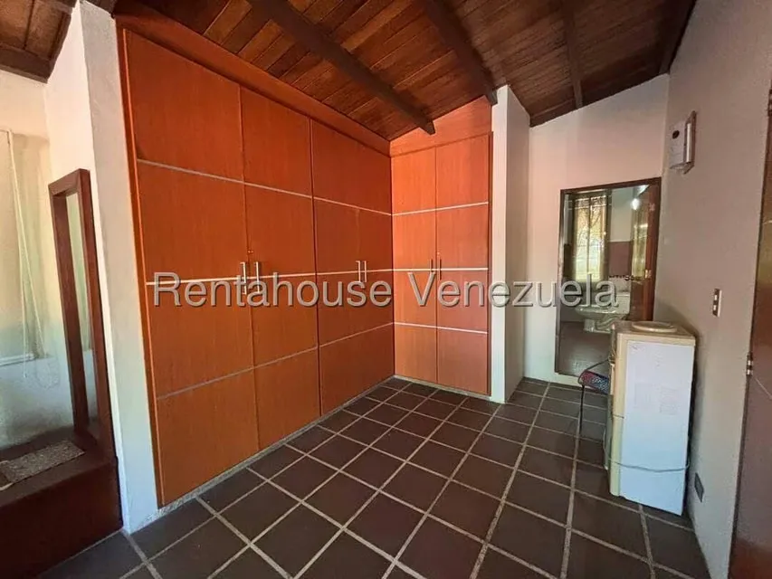 Casa (Colonial) en Alquiler en El Manzano, Lara - 15
