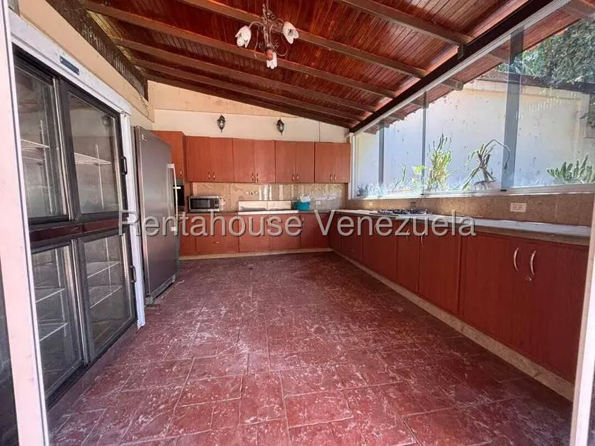 Casa (Colonial) en Alquiler en El Manzano, Lara - 25