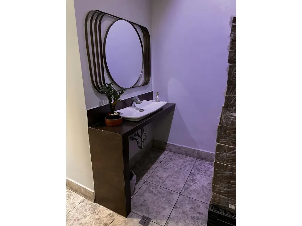 VENTA DE FONDO DE COMERCIO URB LA BOYERA - 21