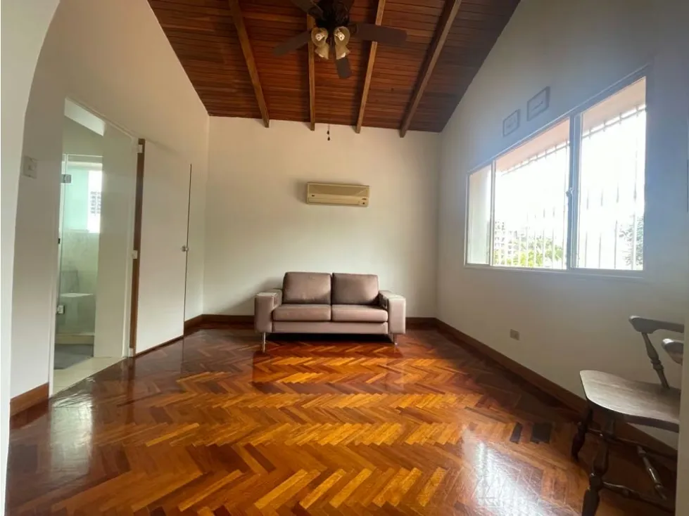 Se vende casa en 427metros. 3h+s/5b/5pe/ Los palos grandes - 17