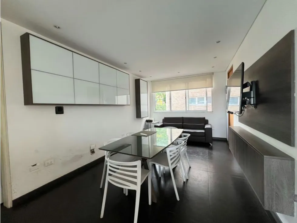 Se vende PH duplex 625m2 7H+S/6B/6P Los Palos Grandes - 11