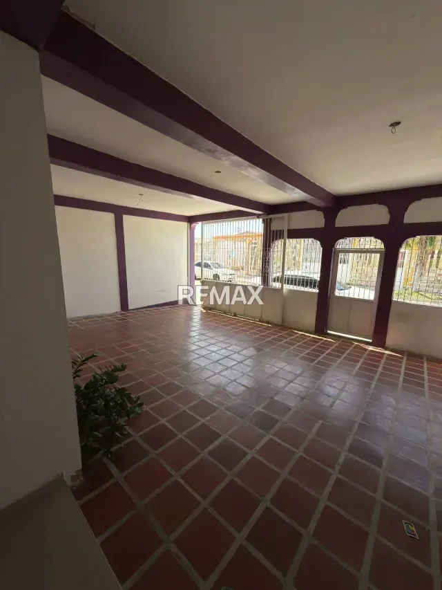 CASA EN VENTA EN TESORO DEL INDIO GUACARA - 2